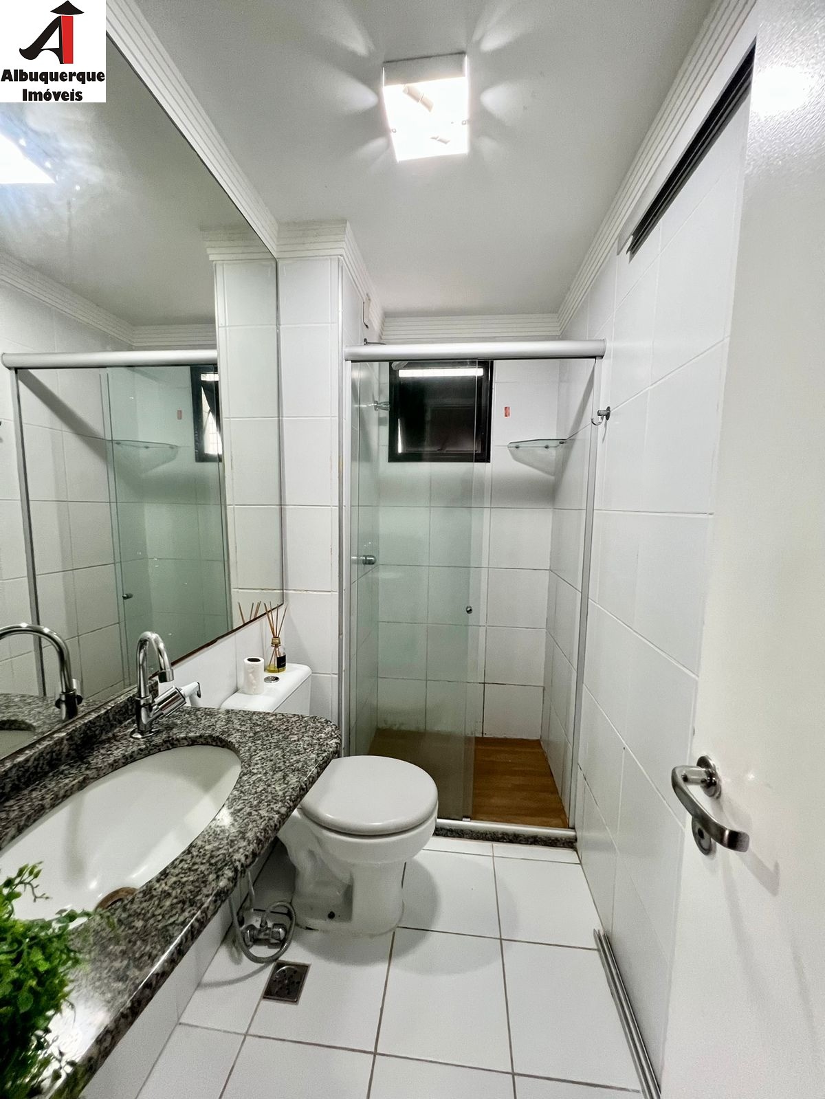 Apartamento à venda com 2 quartos, 76m² - Foto 8