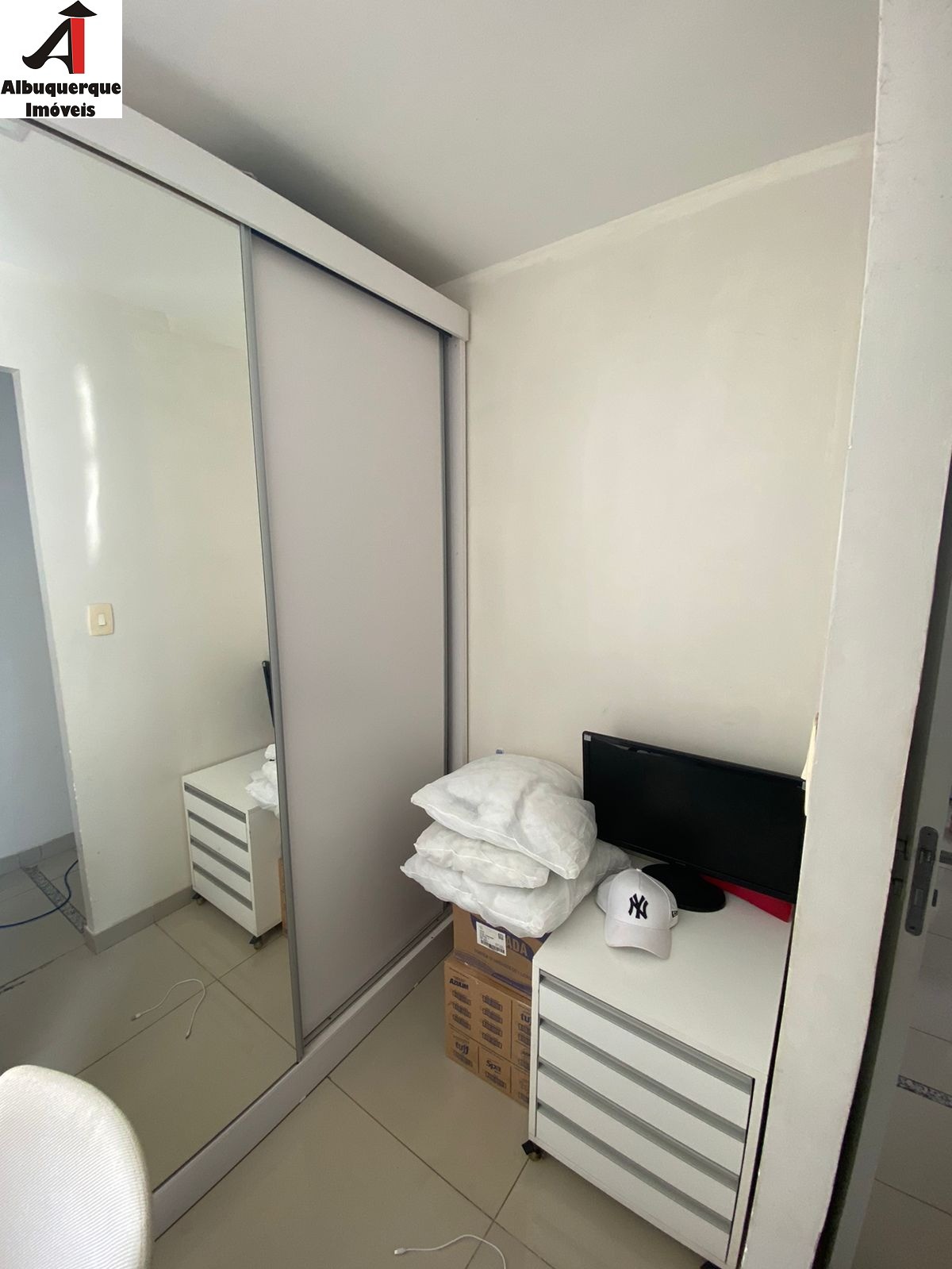 Apartamento para alugar com 2 quartos, 80m² - Foto 10