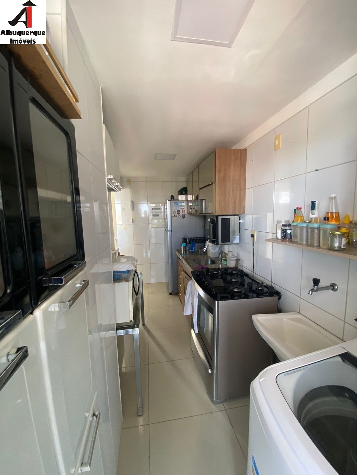 Apartamento para alugar com 2 quartos, 80m² - Foto 7