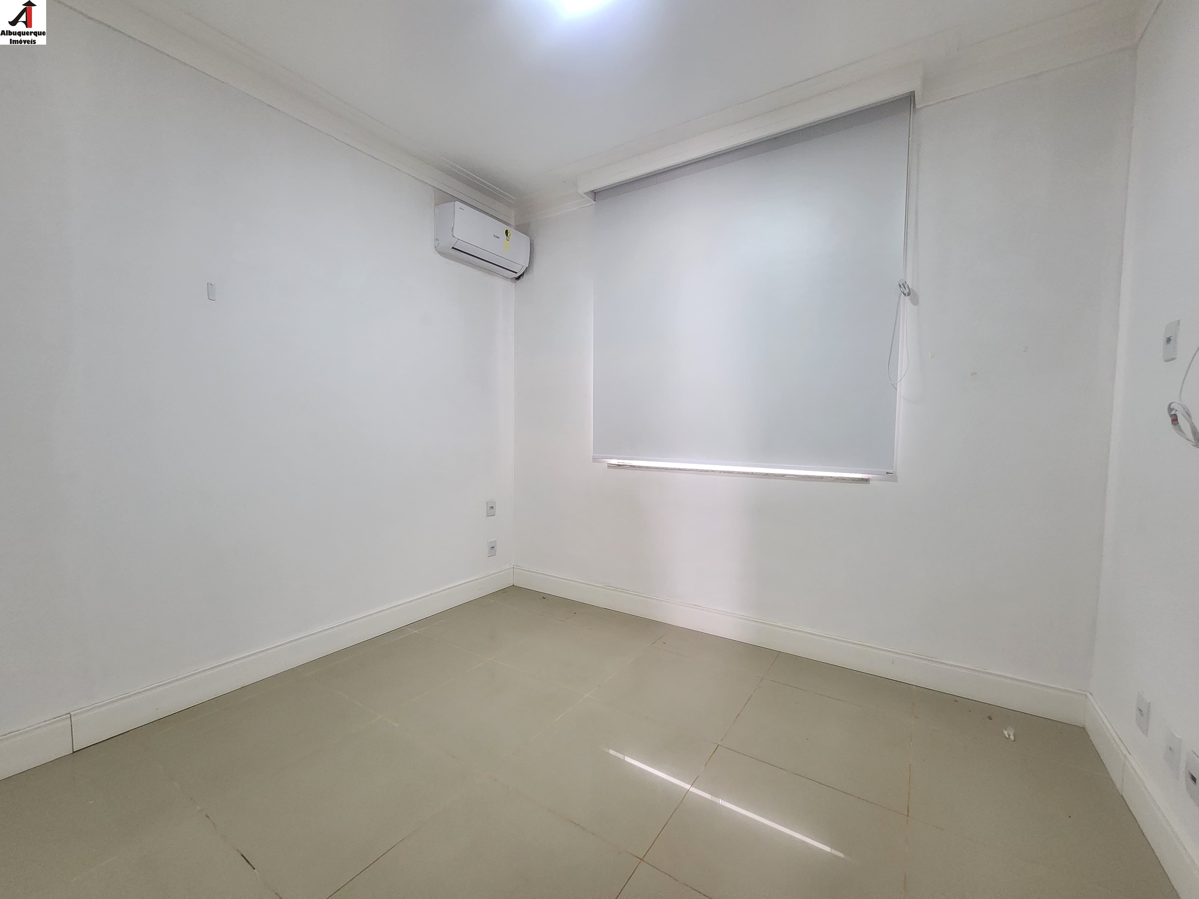 Casa à venda com 4 quartos, 235m² - Foto 16