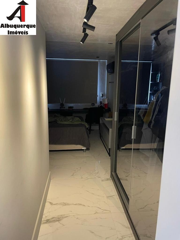 Casa à venda com 4 quartos, 1m² - Foto 28