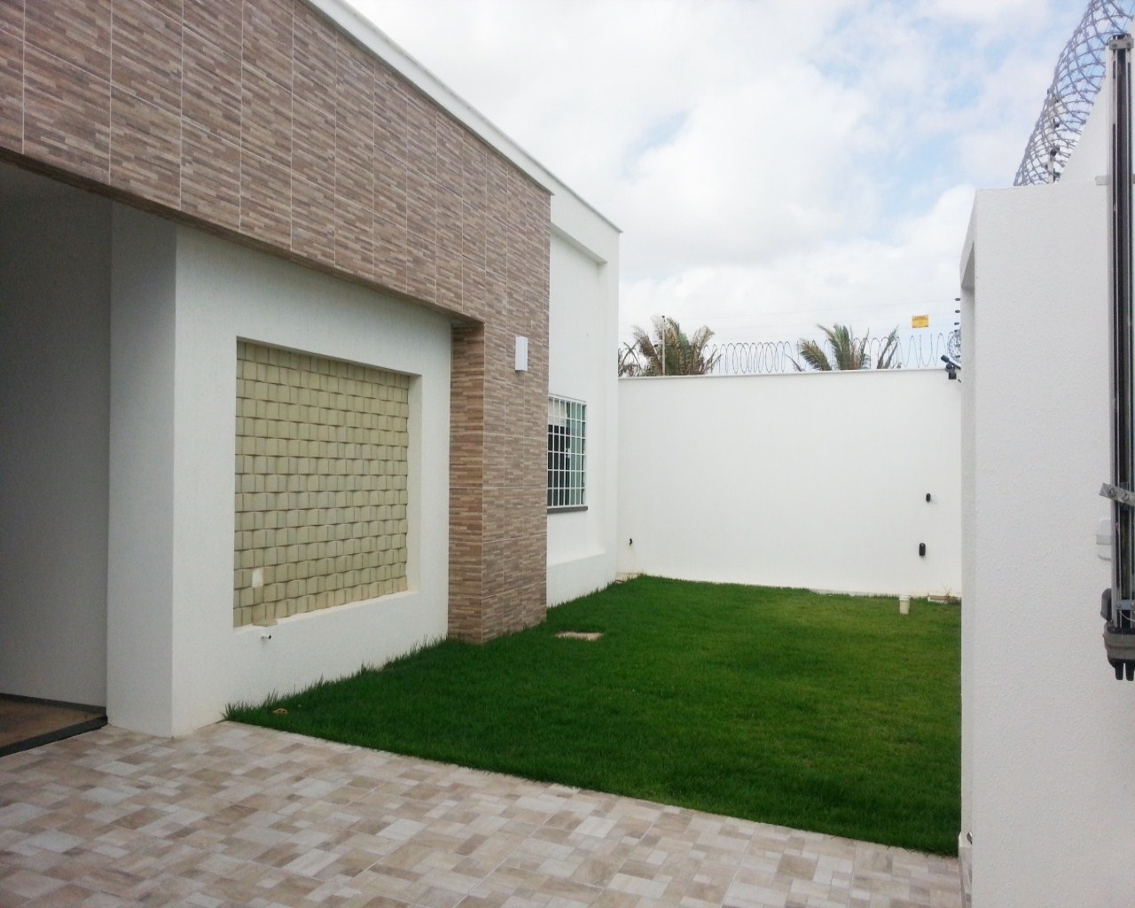 Casa à venda com 3 quartos, 450m² - Foto 3