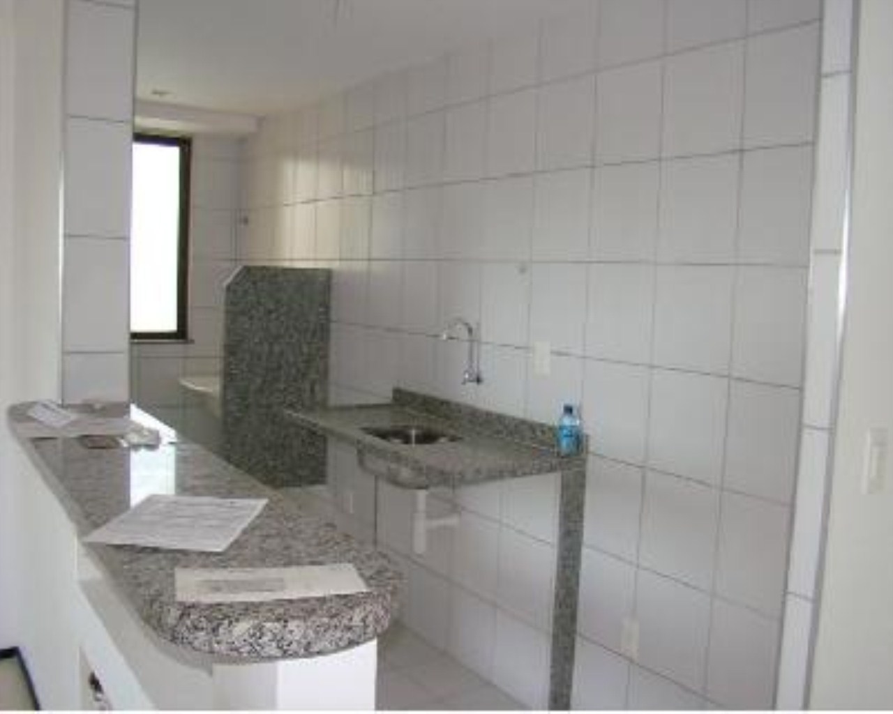 Apartamento à venda com 2 quartos, 64m² - Foto 4