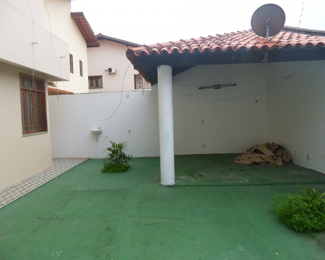 Casa à venda com 5 quartos, 268m² - Foto 9