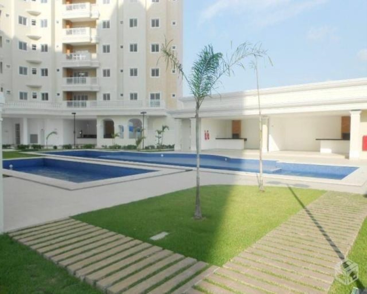 Apartamento à venda com 3 quartos, 86m² - Foto 4