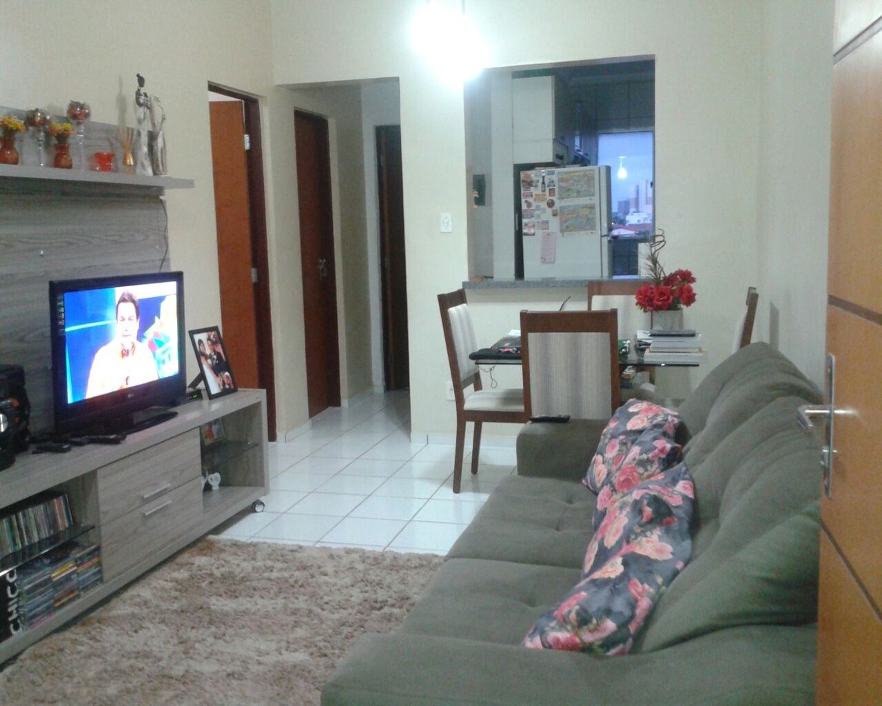 Apartamento à venda com 2 quartos, 56m² - Foto 3