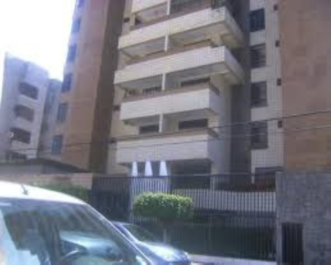 Apartamento para alugar com 3 quartos, 140m² - Foto 1