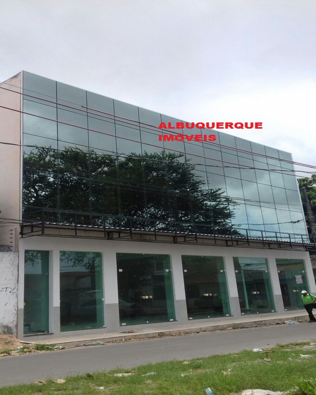 Prédio Inteiro para alugar, 450m² - Foto 2