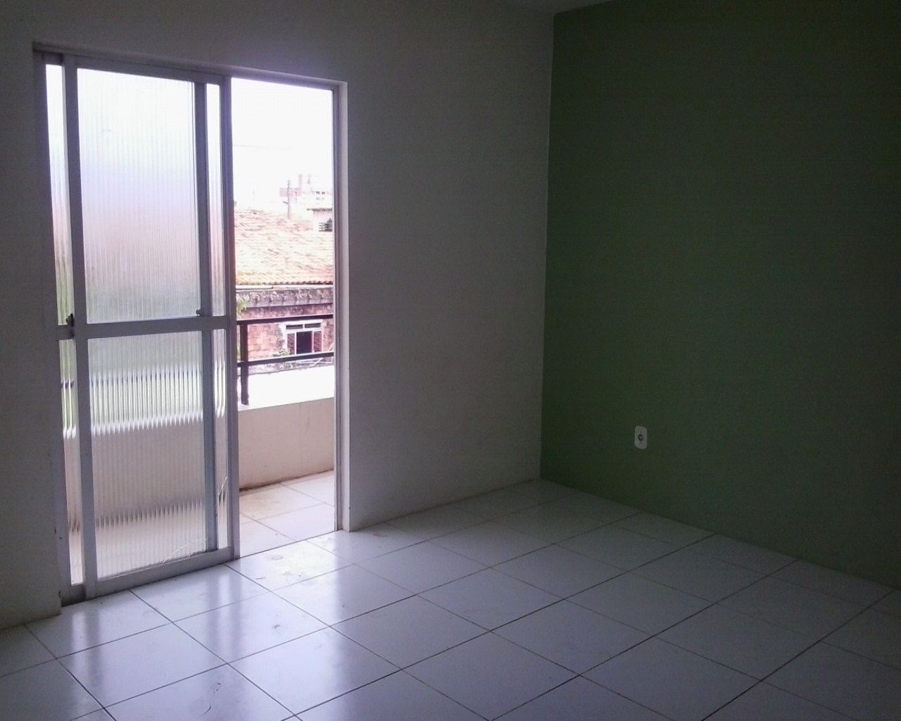 Apartamento à venda com 2 quartos, 1m² - Foto 1