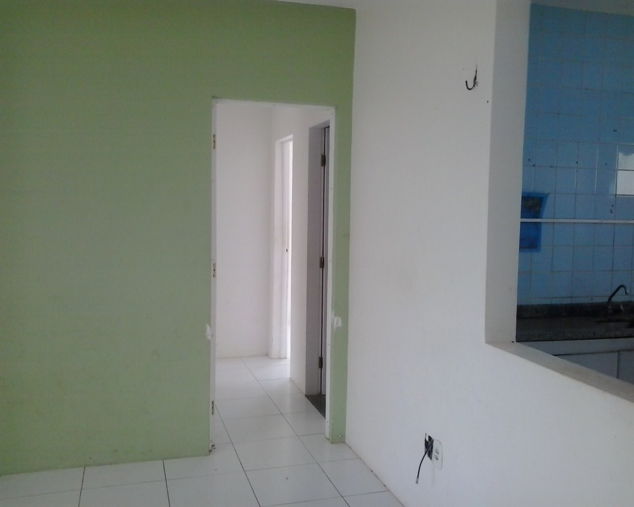 Apartamento à venda com 2 quartos, 1m² - Foto 2