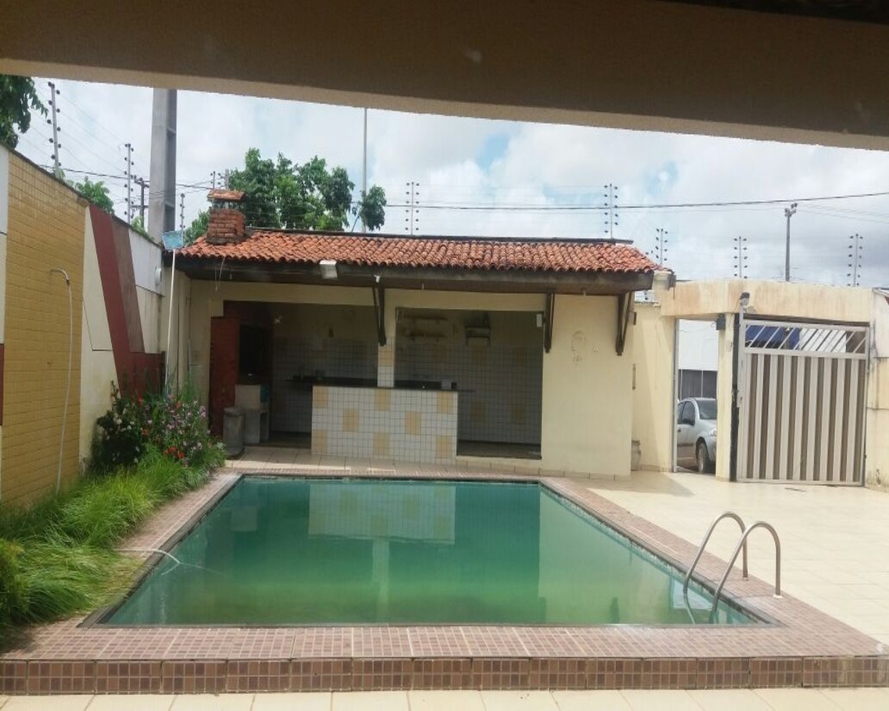 Casa para alugar com 4 quartos, 600m² - Foto 8