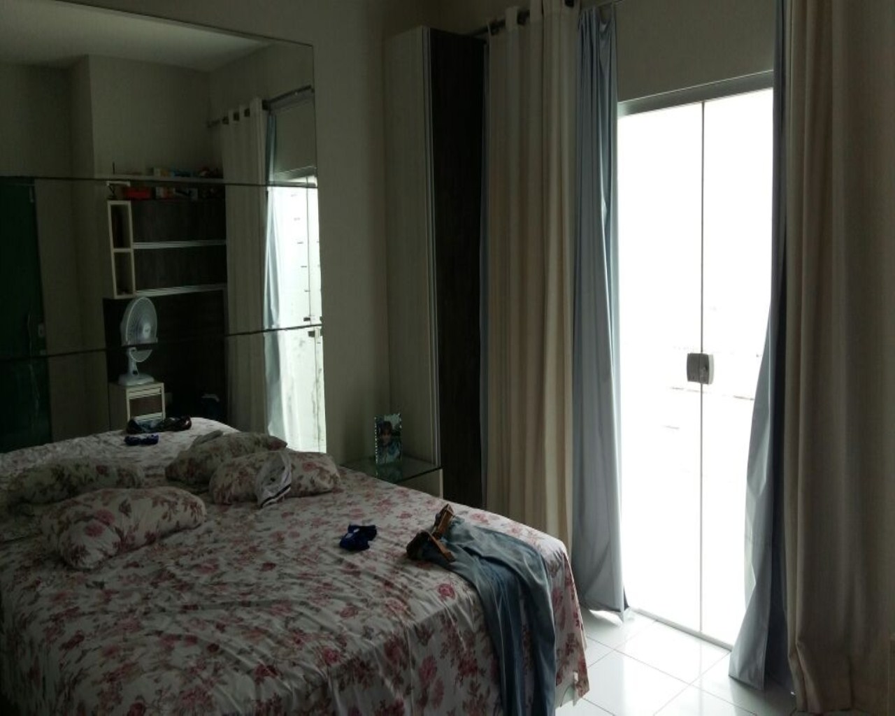 Casa à venda com 3 quartos, 300m² - Foto 3