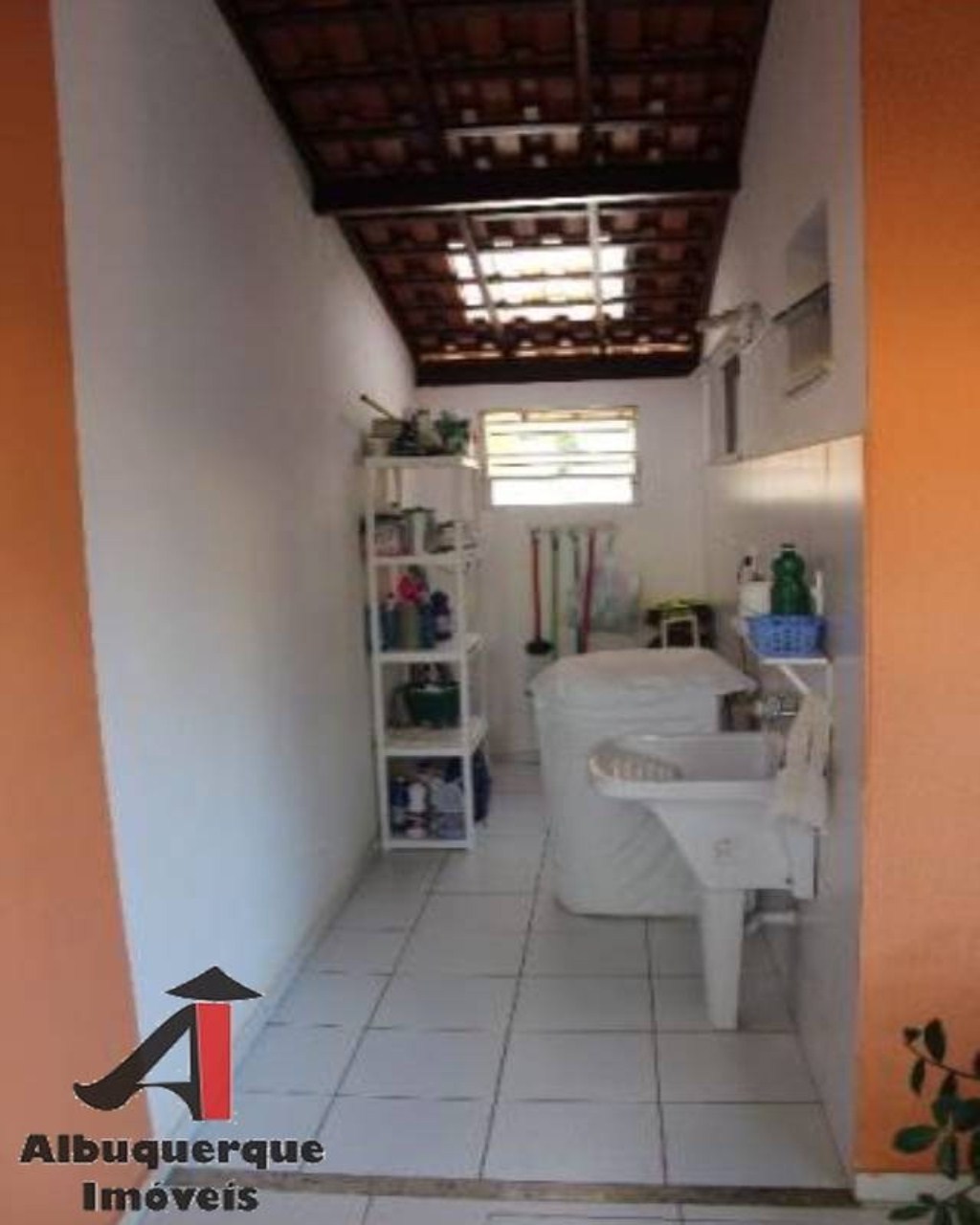 Casa à venda com 4 quartos, 132m² - Foto 6