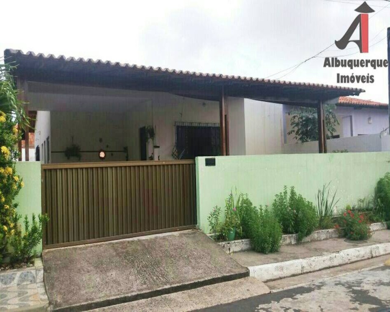 Casa para alugar com 2 quartos - Foto 1