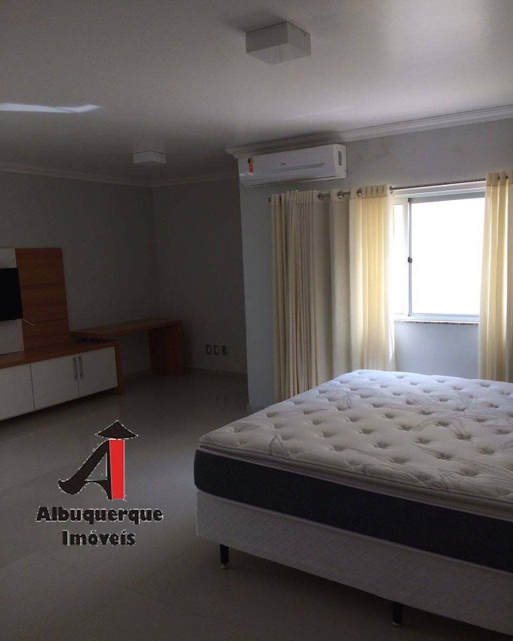 Casa à venda com 3 quartos, 1m² - Foto 8