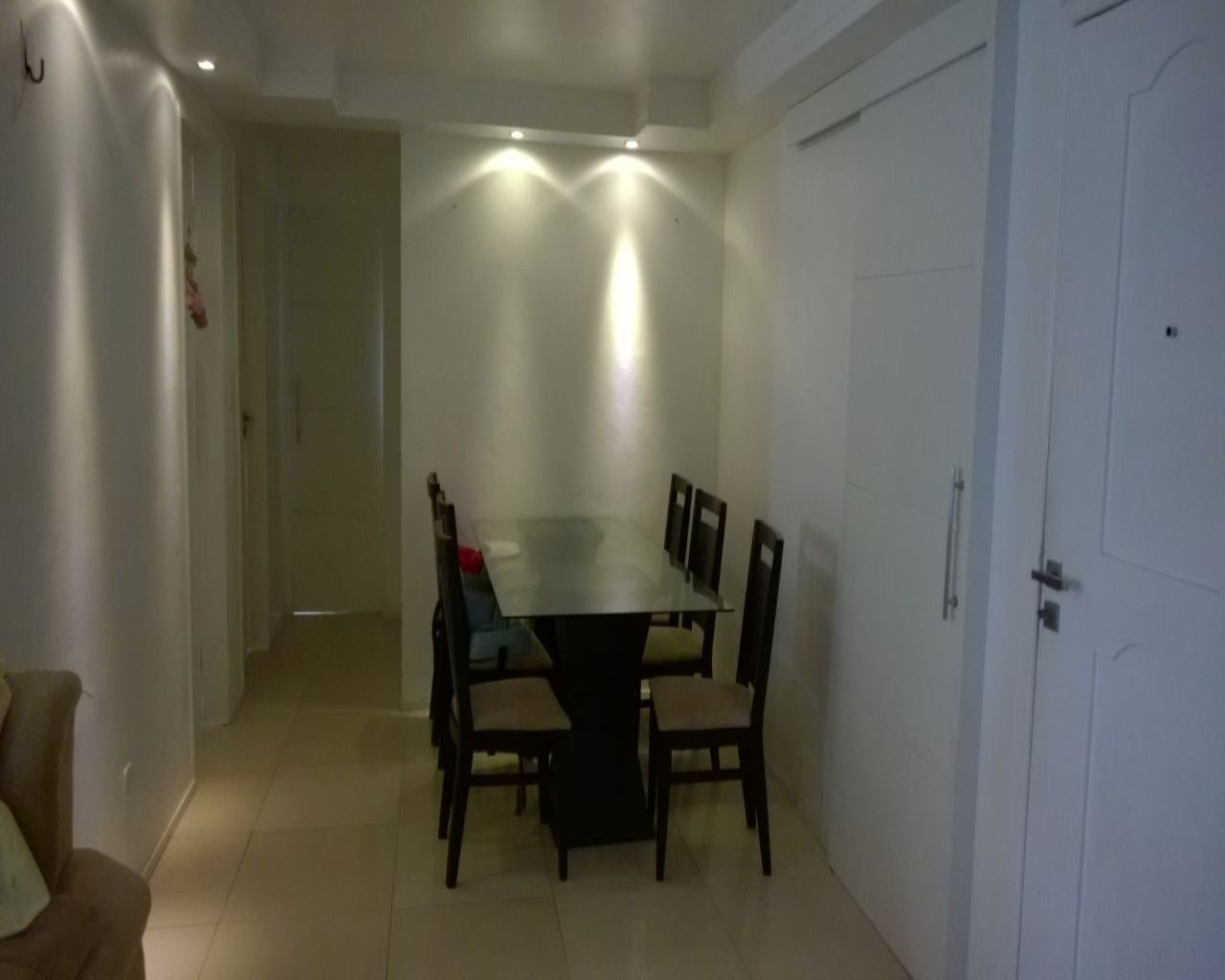 Apartamento à venda com 3 quartos, 1m² - Foto 2