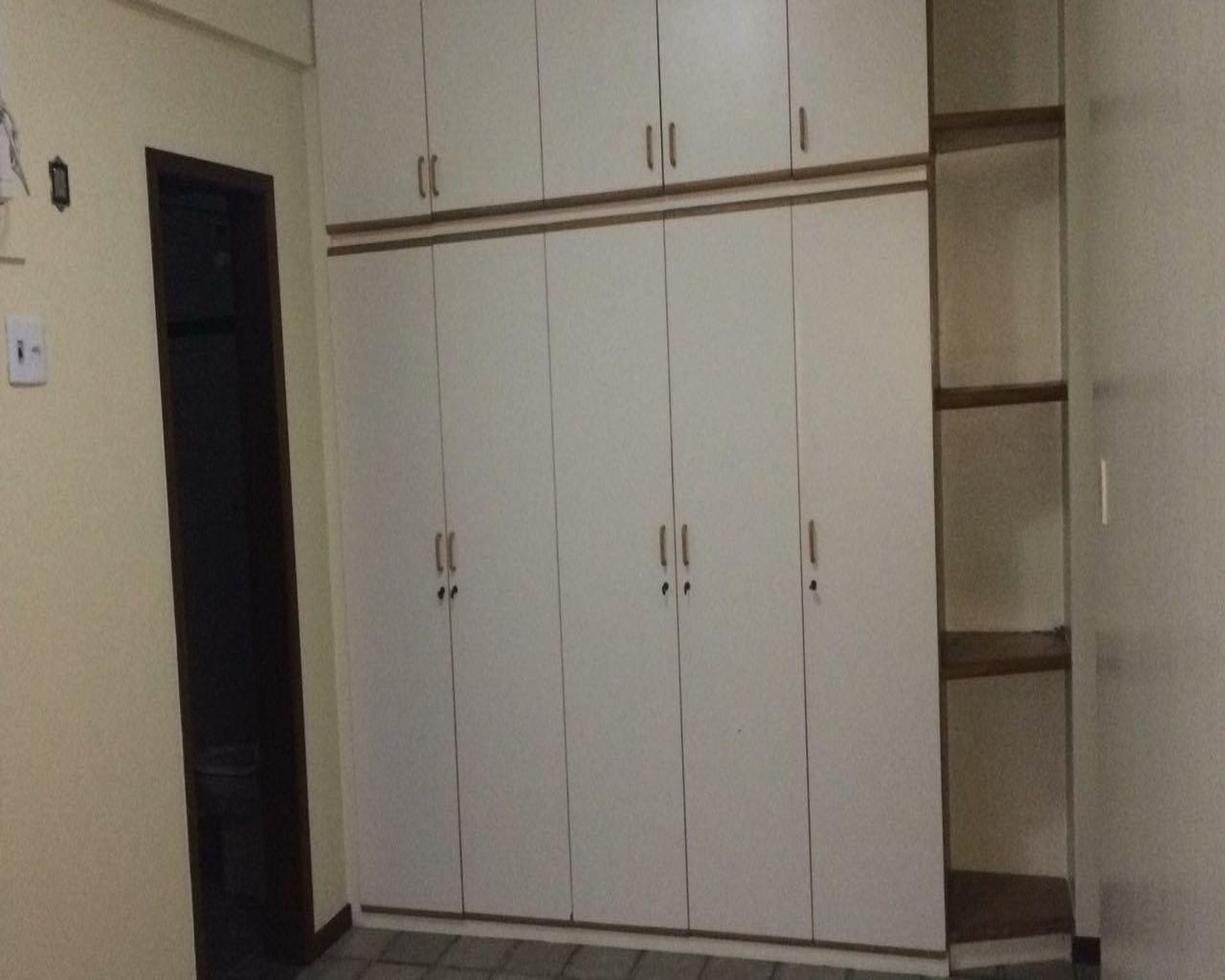 Apartamento para alugar com 3 quartos, 81m² - Foto 11