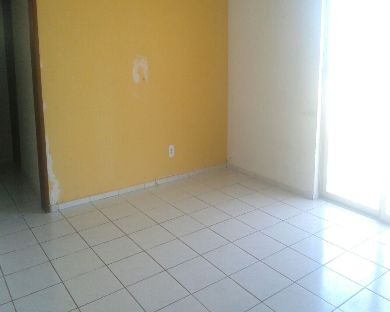 Apartamento à venda com 2 quartos, 1m² - Foto 2