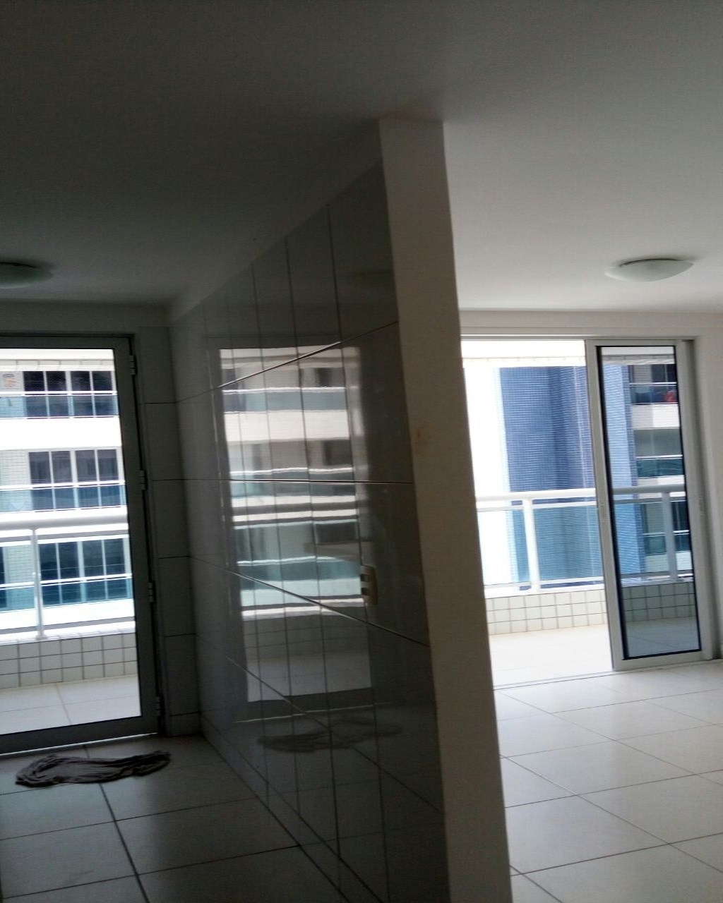 Apartamento à venda com 3 quartos, 89m² - Foto 3