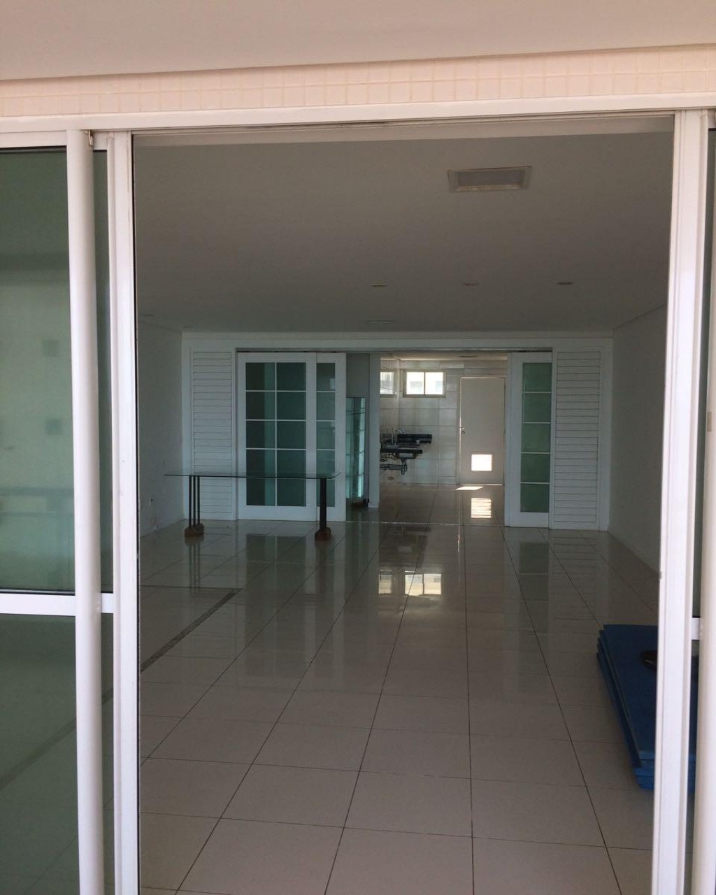 Apartamento à venda com 4 quartos, 200m² - Foto 3