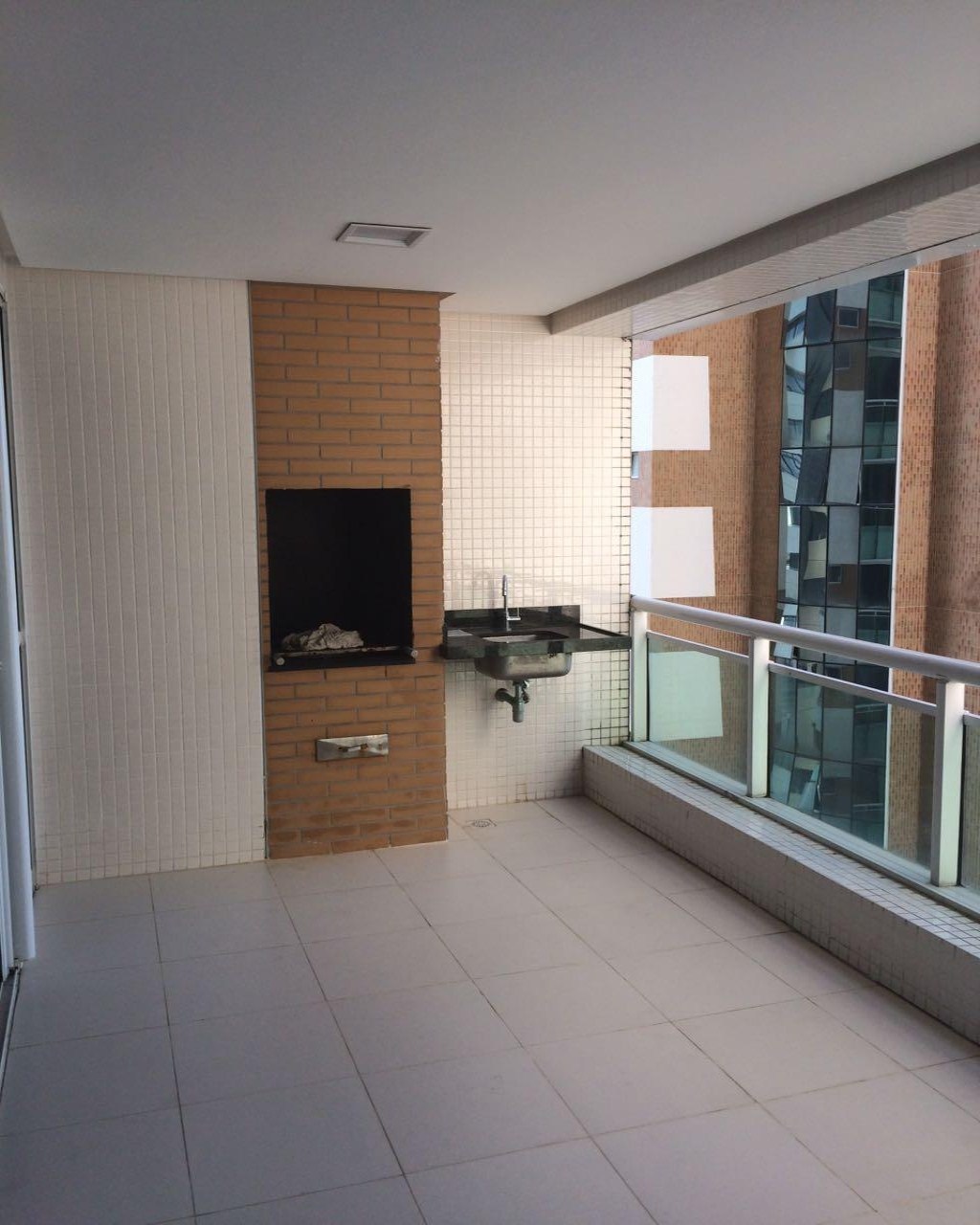 Apartamento à venda com 4 quartos, 200m² - Foto 7