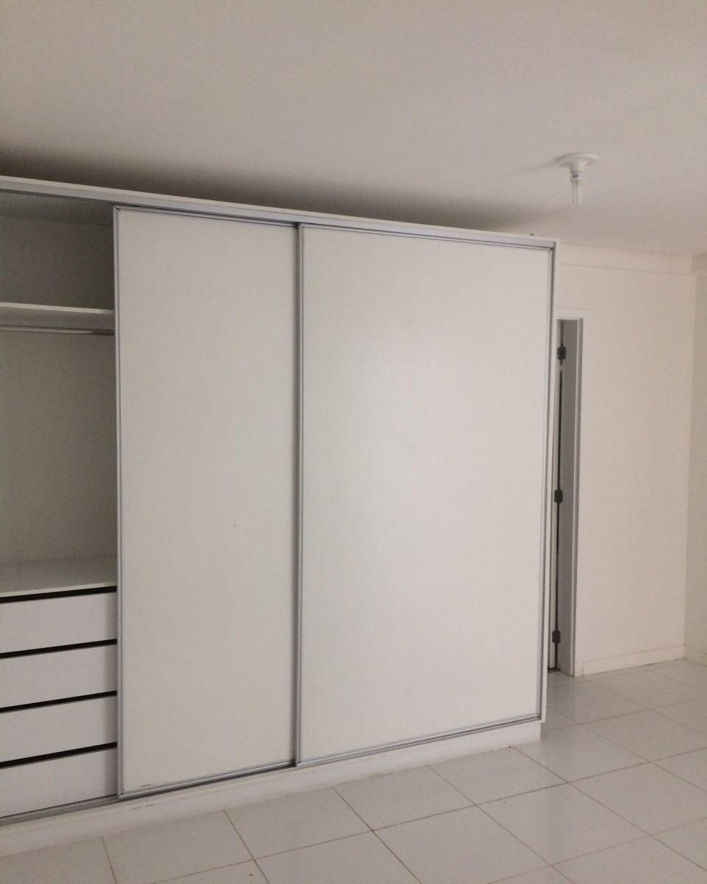 Apartamento à venda com 4 quartos, 180m² - Foto 7