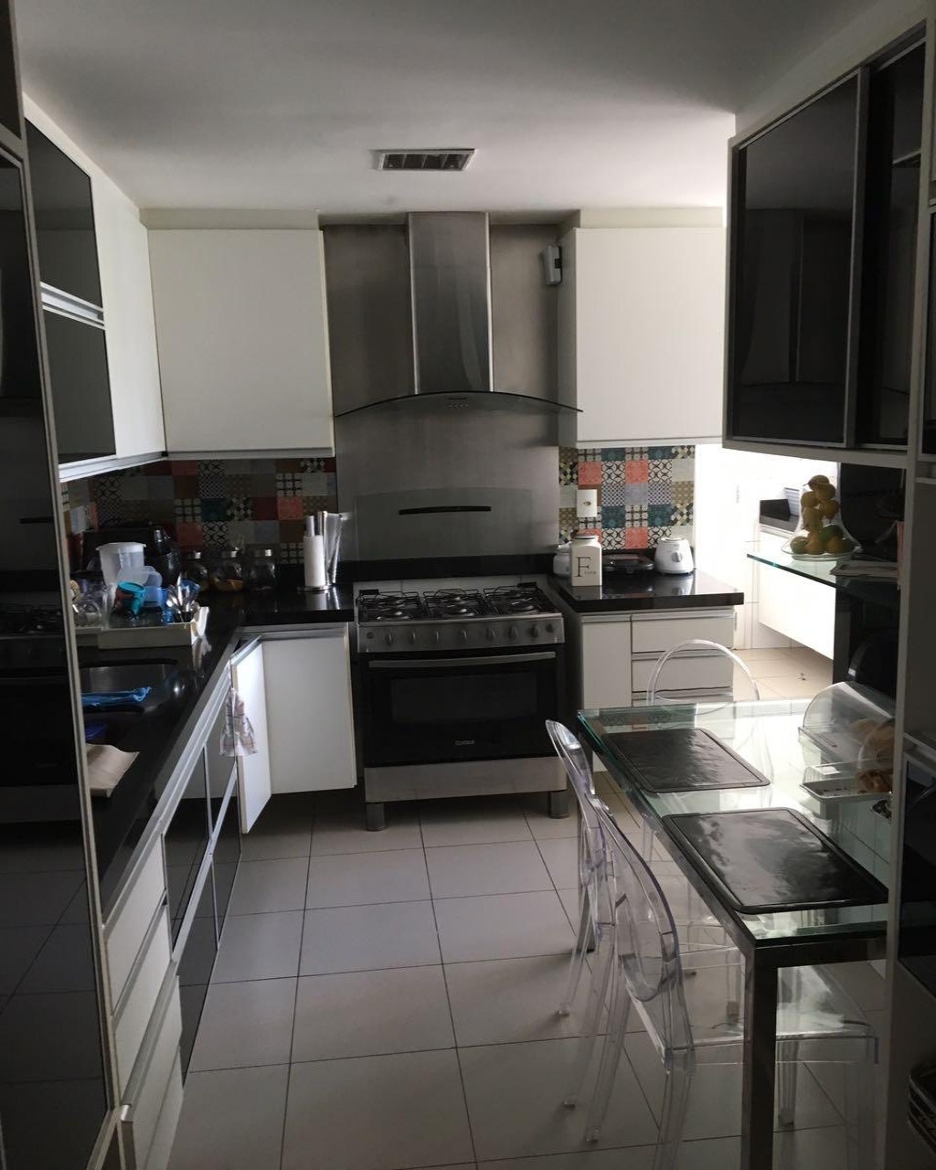 Apartamento à venda com 4 quartos, 196m² - Foto 11