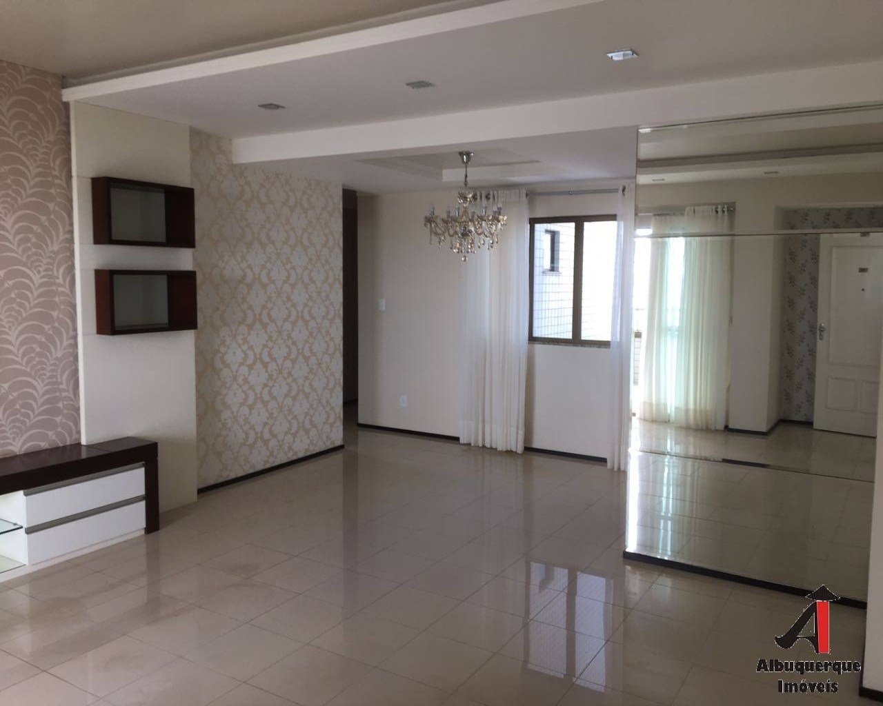 Apartamento à venda e aluguel com 3 quartos, 120m² - Foto 4