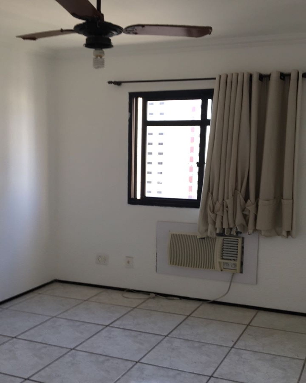 Apartamento para alugar com 2 quartos, 96m² - Foto 5