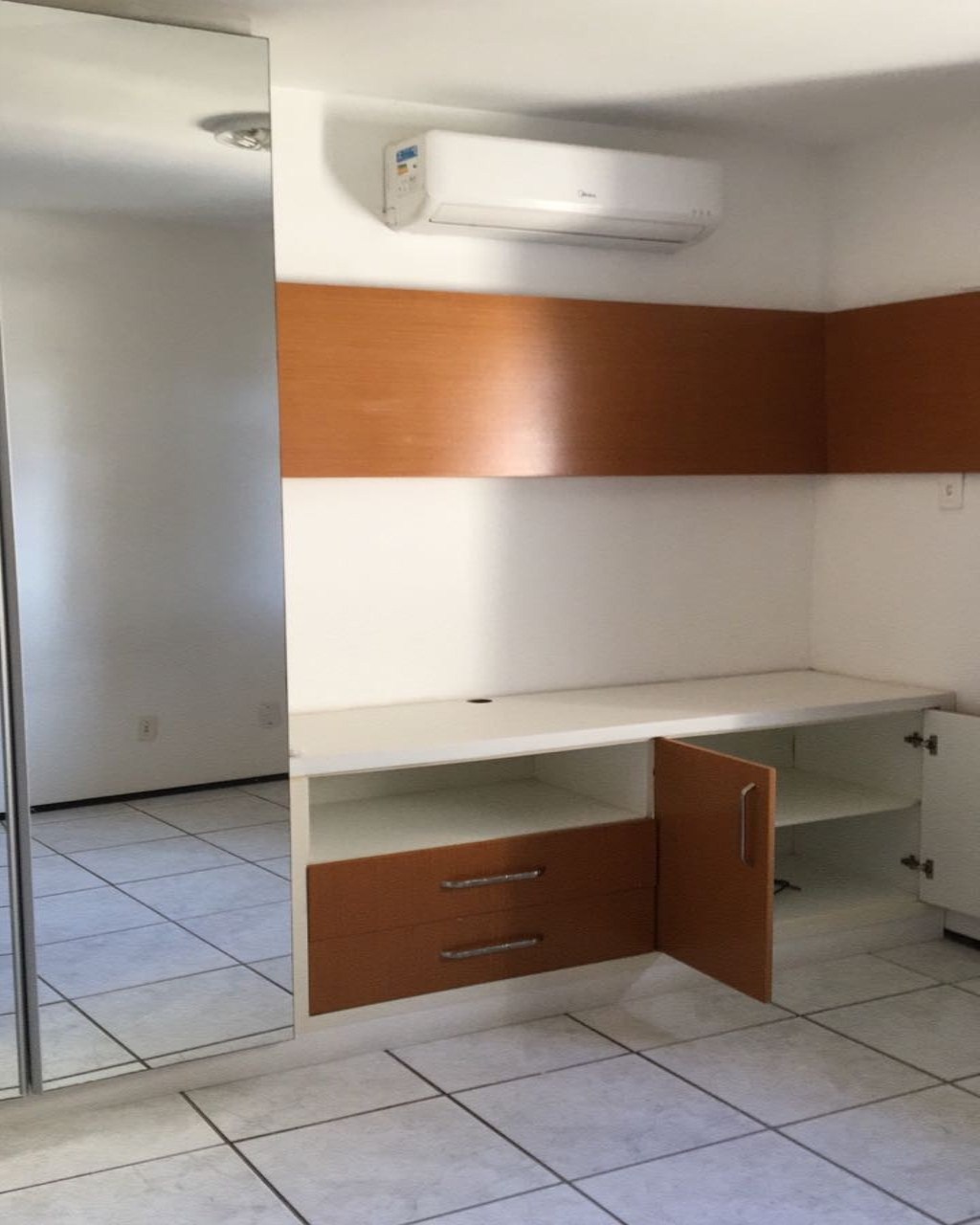 Apartamento para alugar com 2 quartos, 96m² - Foto 6