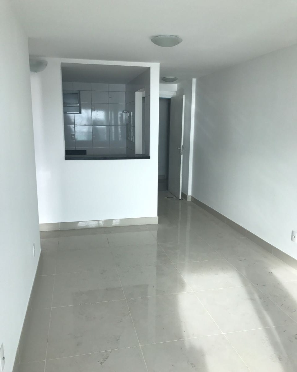 Apartamento para alugar com 1 quarto, 85m² - Foto 12