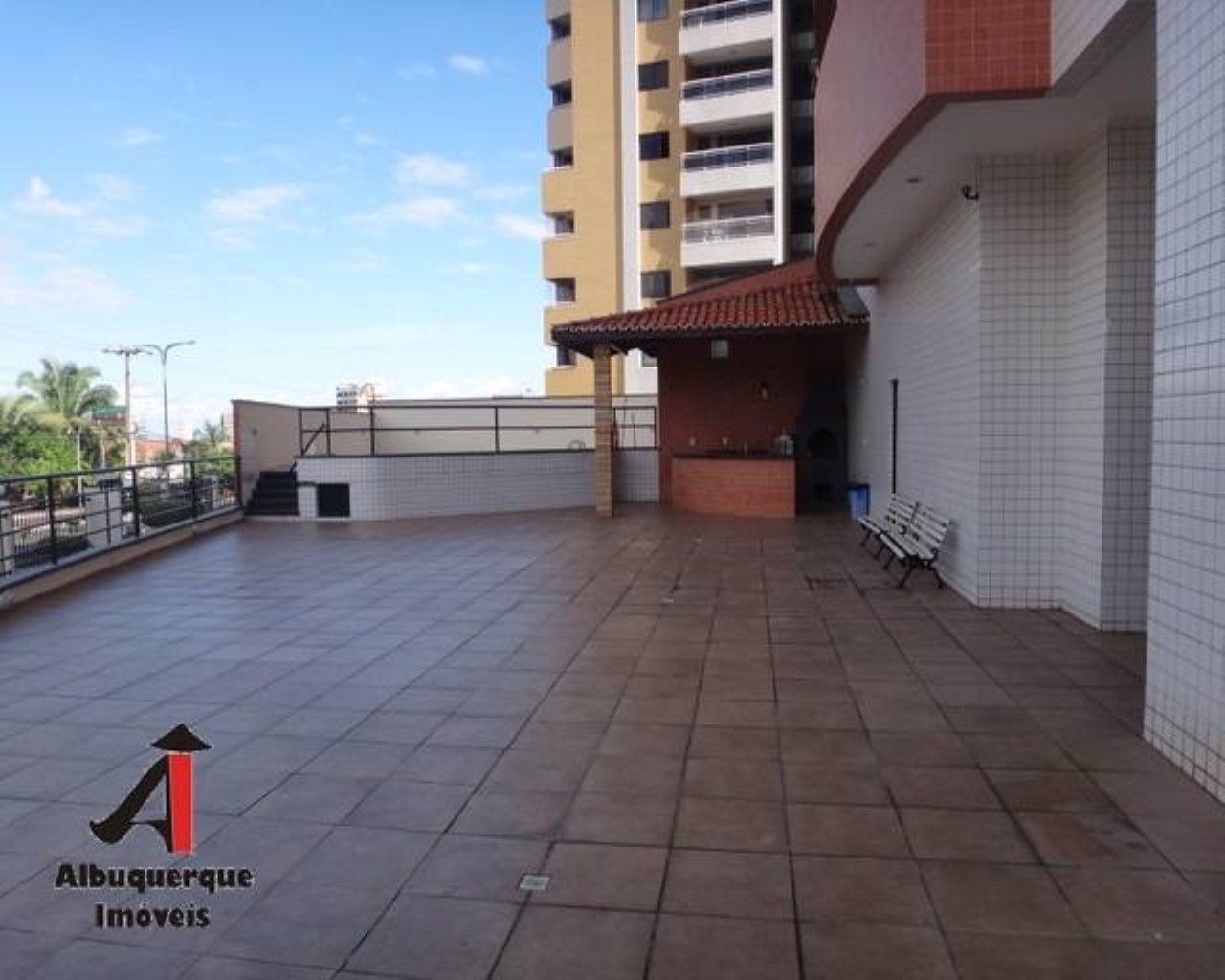 Apartamento para alugar com 3 quartos, 95m² - Foto 4