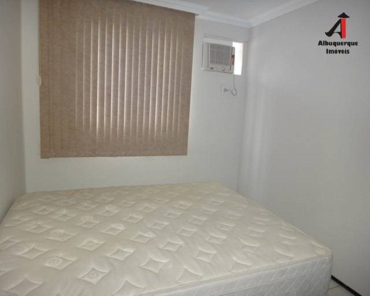 Apartamento para alugar com 3 quartos, 95m² - Foto 15