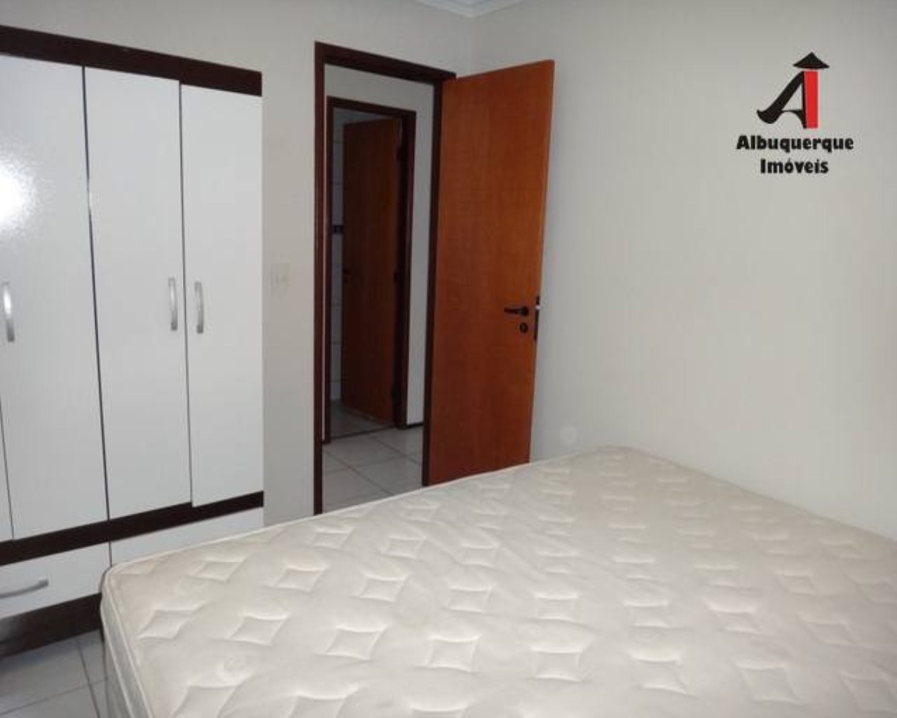 Apartamento para alugar com 3 quartos, 95m² - Foto 16