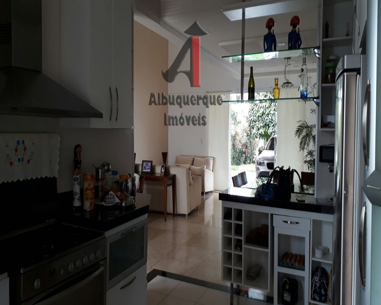 Casa à venda com 4 quartos, 800m² - Foto 9