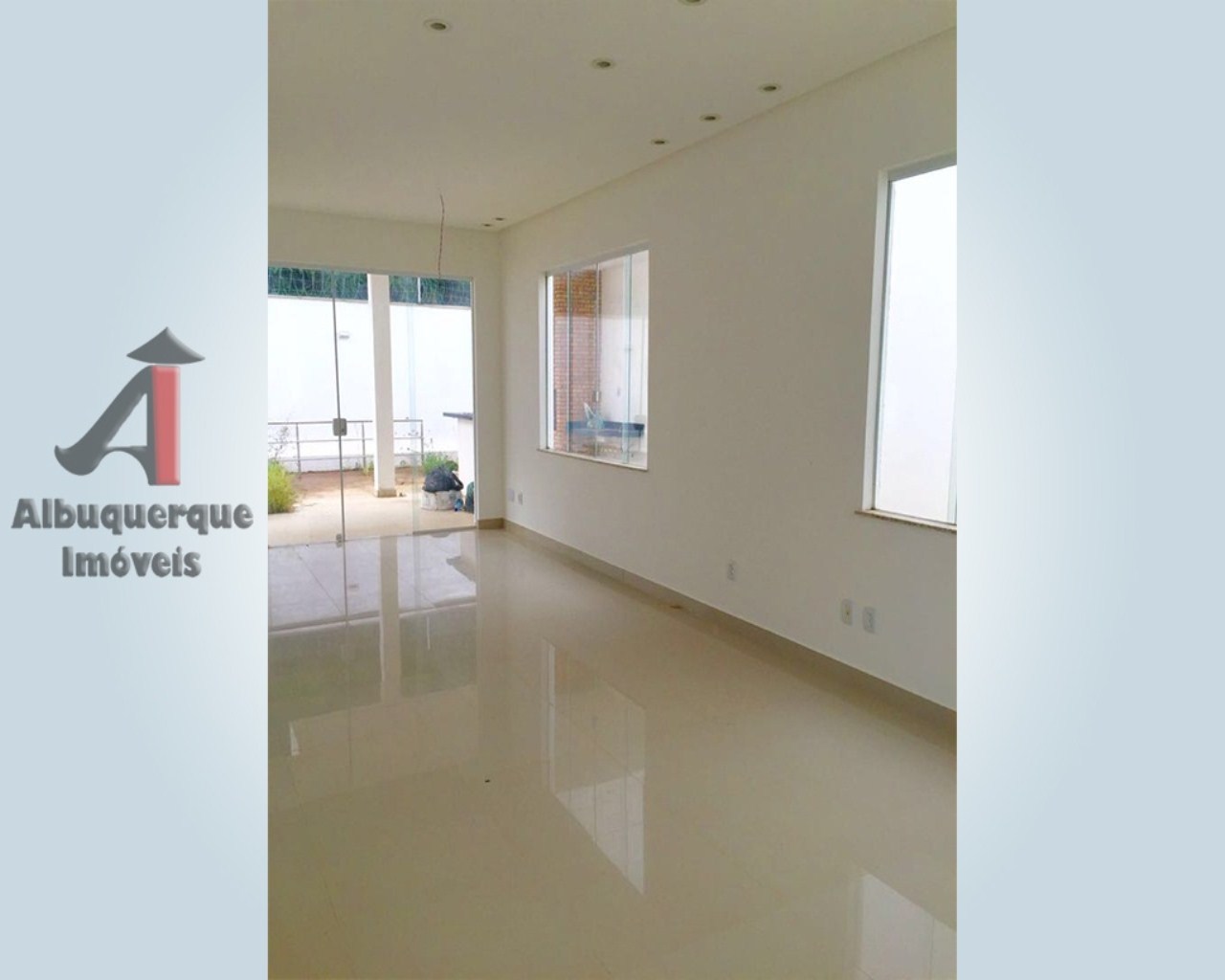 Casa à venda com 3 quartos, 250m² - Foto 6