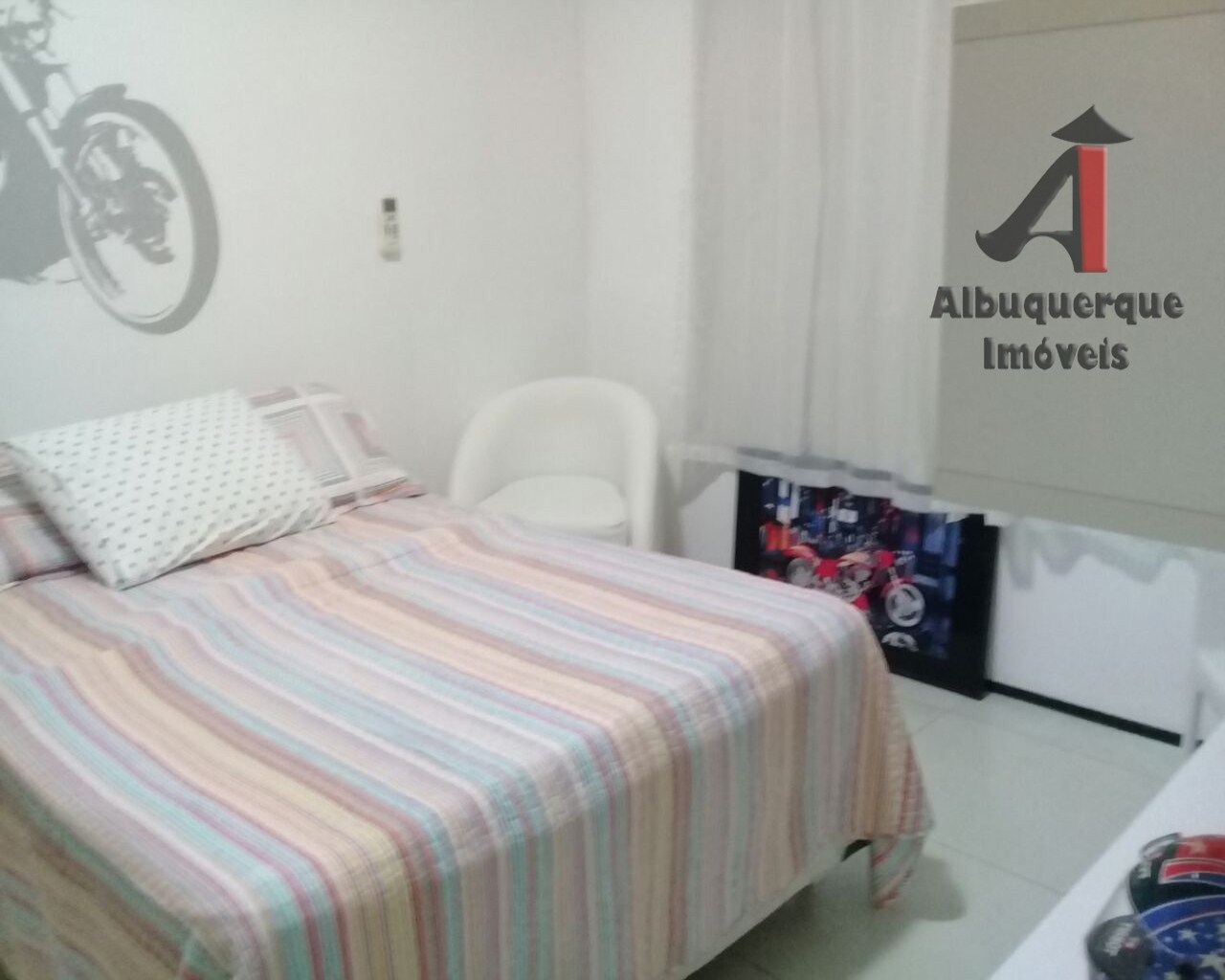 Casa à venda com 2 quartos, 350m² - Foto 27