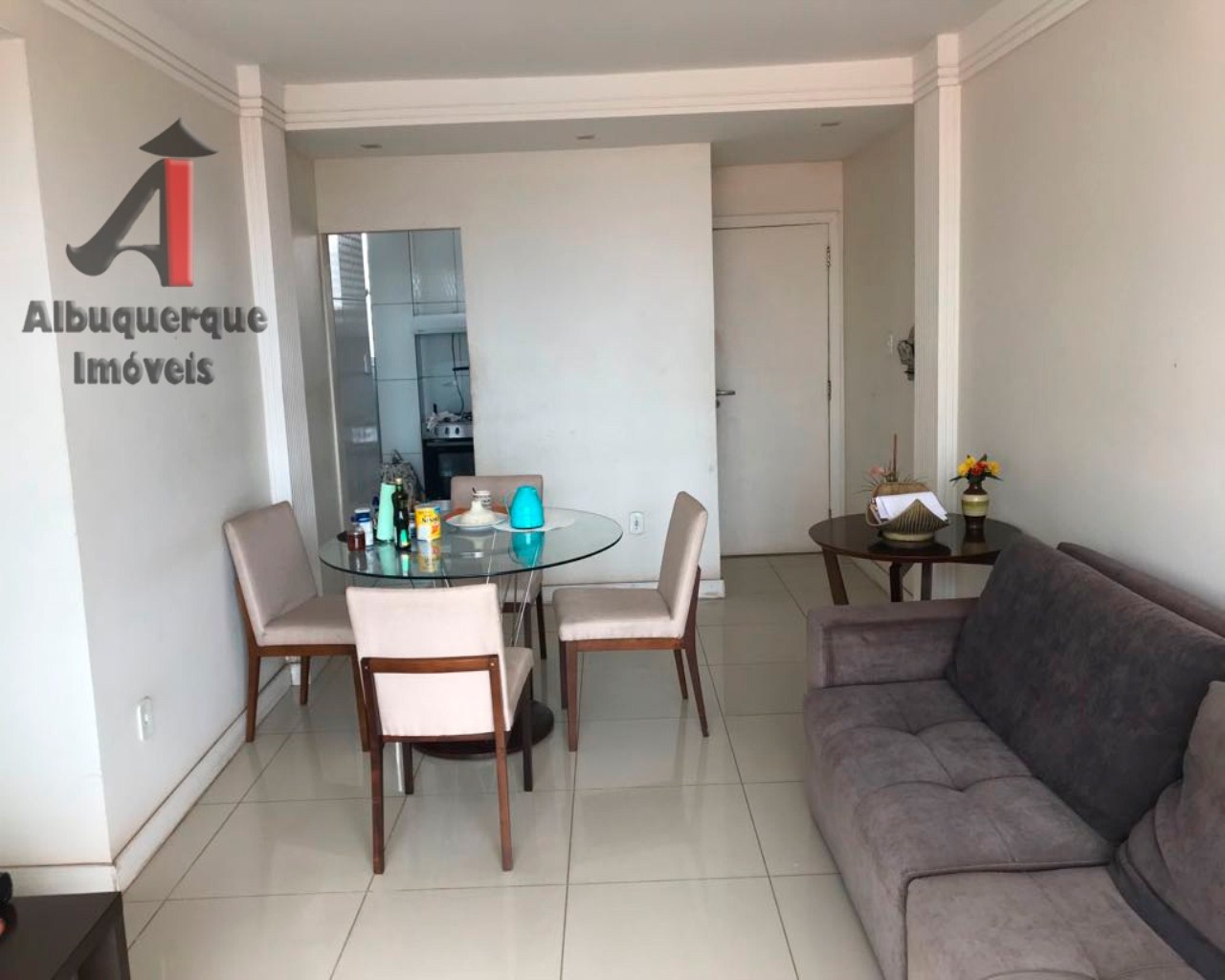 Apartamento à venda com 2 quartos, 88m² - Foto 1