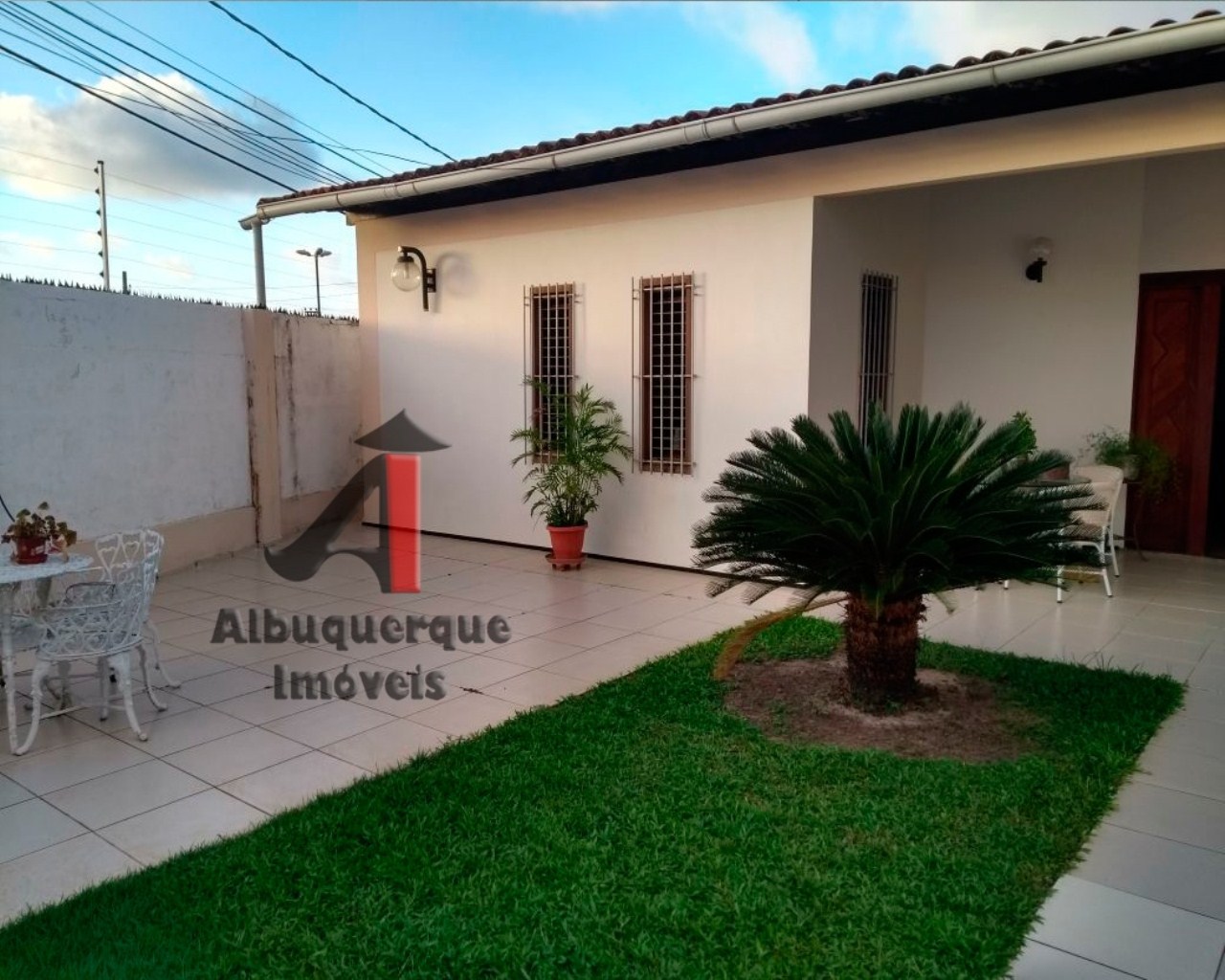 Casa à venda com 2 quartos, 360m² - Foto 11