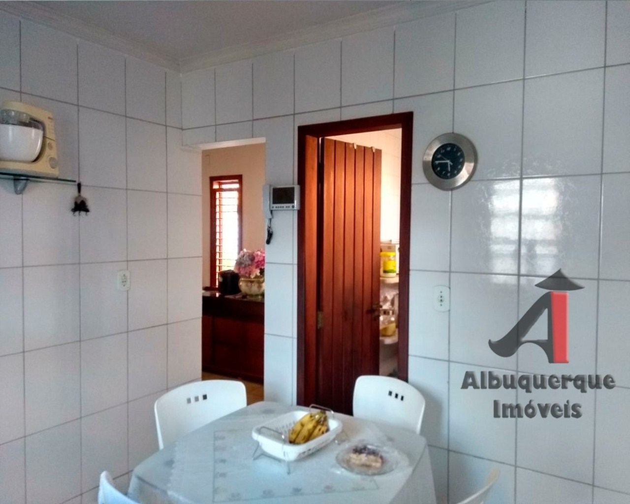 Casa à venda com 2 quartos, 360m² - Foto 20