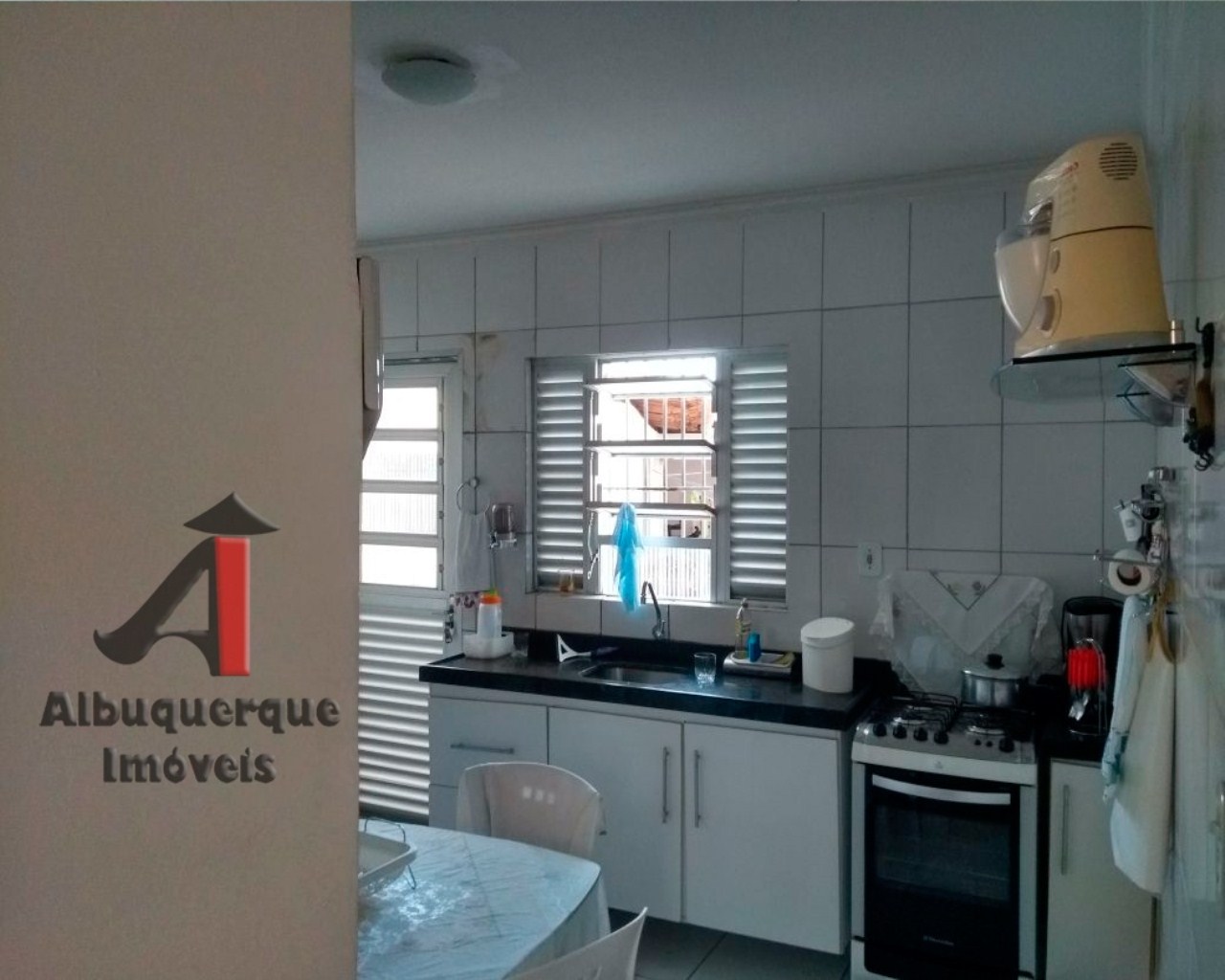 Casa à venda com 2 quartos, 360m² - Foto 21