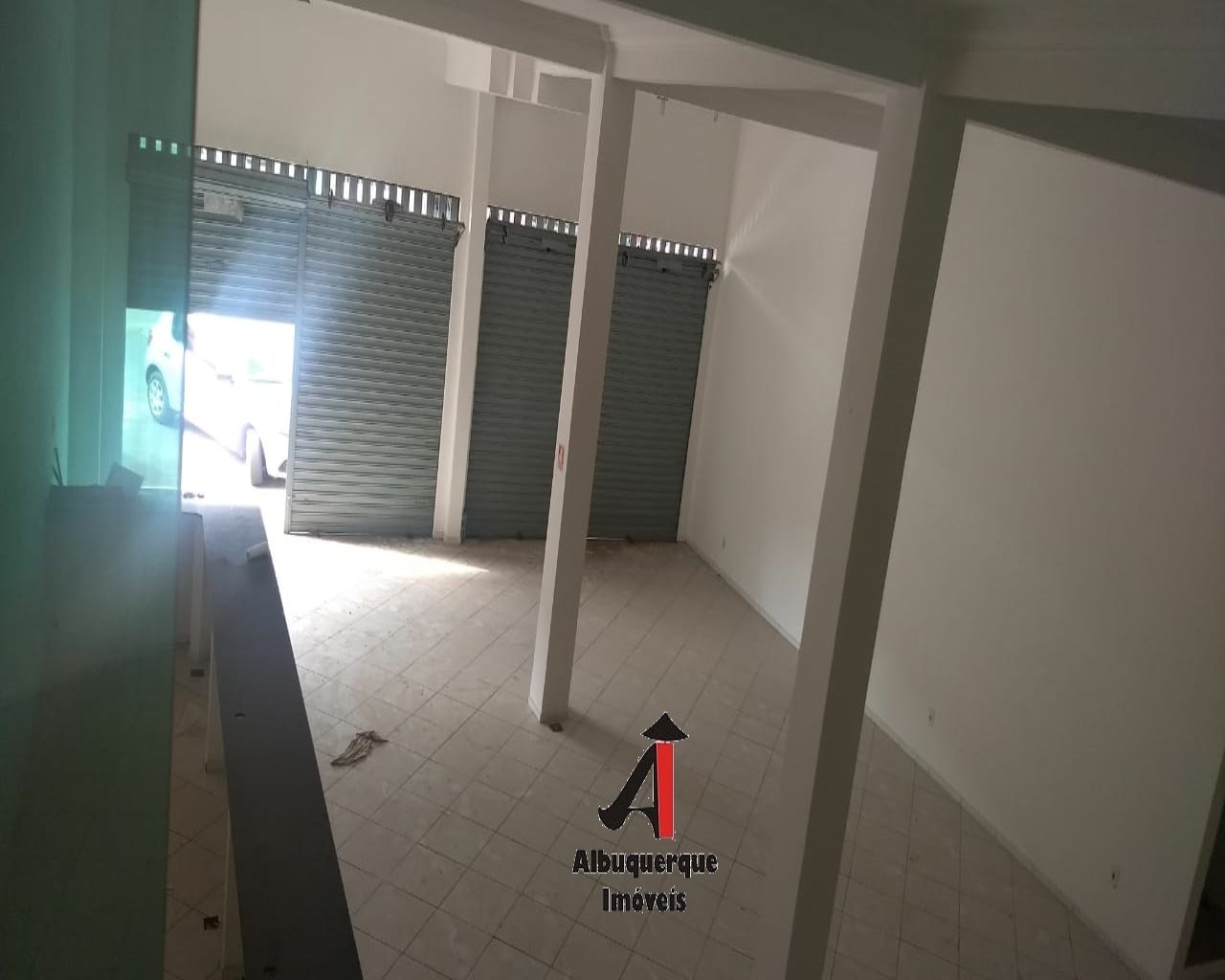 Prédio Inteiro para alugar com 3 quartos, 250m² - Foto 5