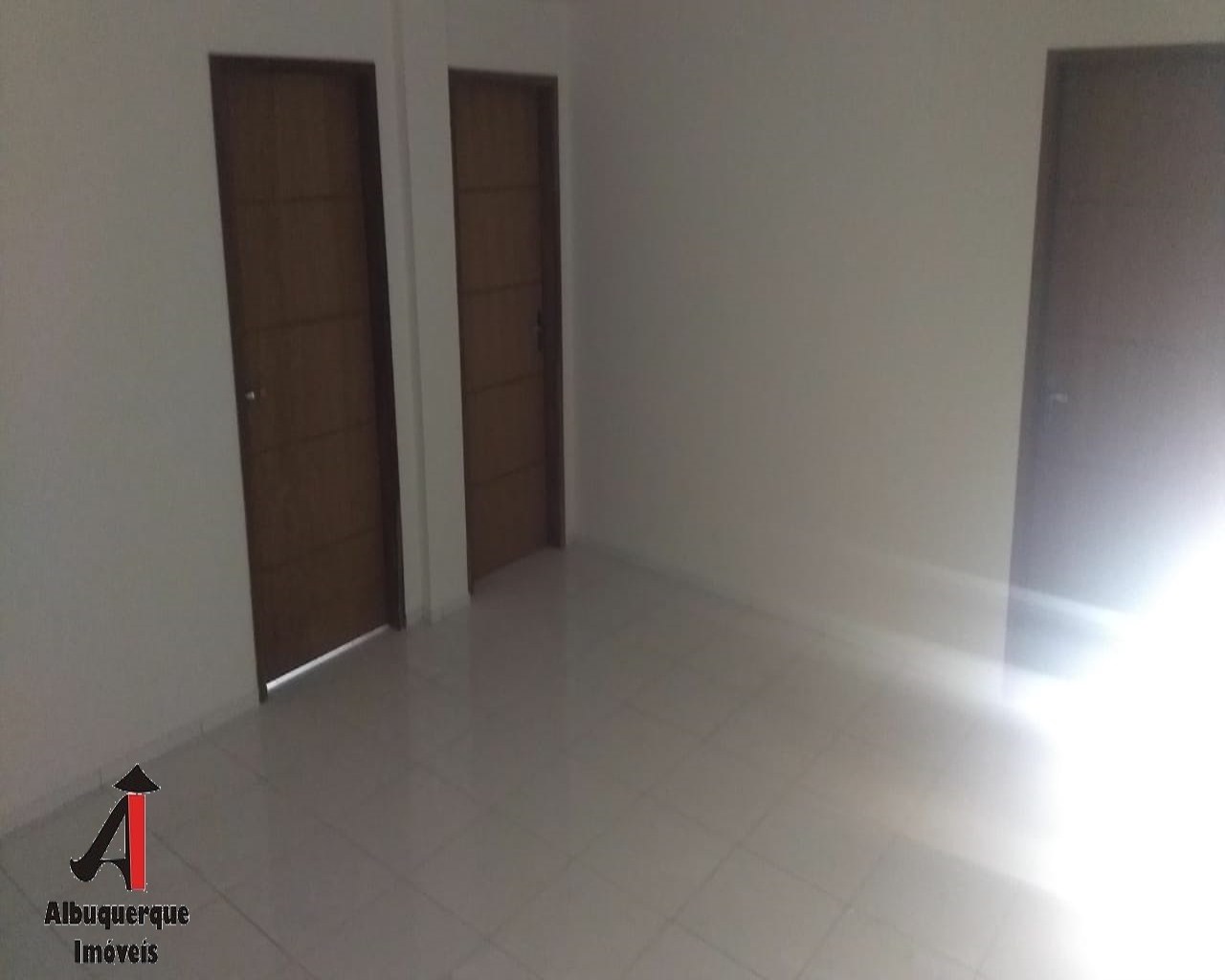 Prédio Inteiro para alugar com 3 quartos, 250m² - Foto 7