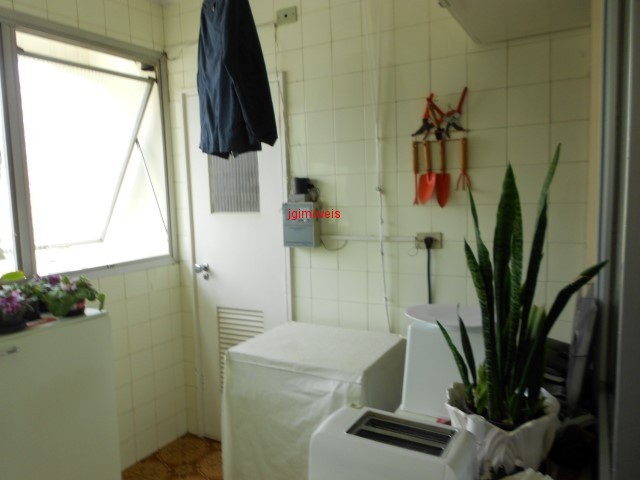 Apartamento à venda com 3 quartos, 107m² - Foto 6