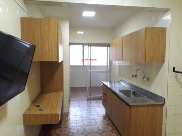 Apartamento à venda com 3 quartos, 110m² - Foto 14