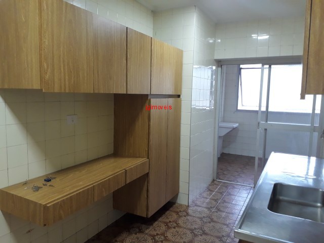 Apartamento à venda com 3 quartos, 110m² - Foto 15