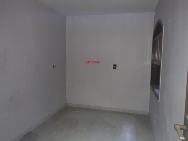 Casa à venda com 5 quartos, 210m² - Foto 20