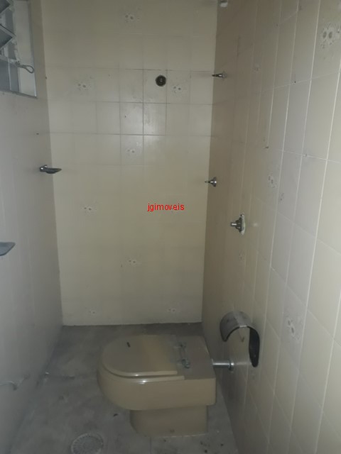 Casa à venda com 5 quartos, 210m² - Foto 22