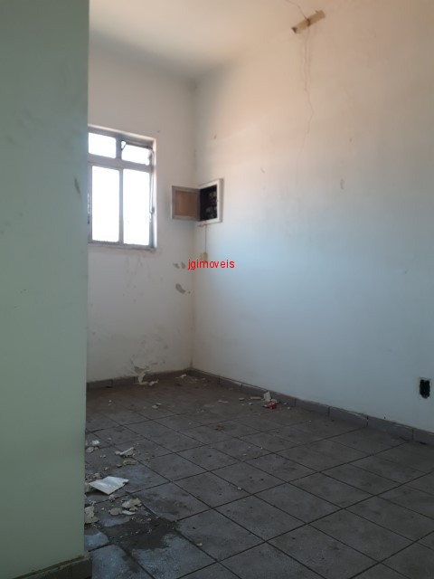 Casa à venda com 5 quartos, 210m² - Foto 29