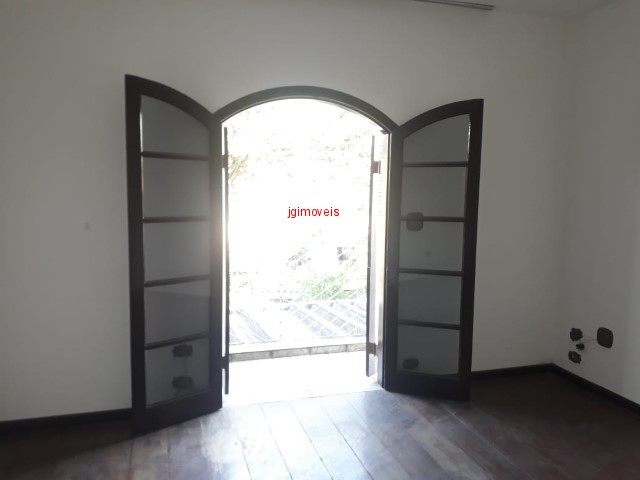 Casa à venda com 4 quartos, 100m² - Foto 13